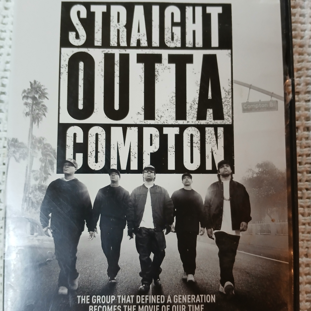 Straight Outta Compton Blu-ray - Iconic Black Edition